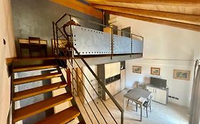 100 Torri Apartment